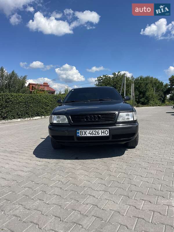 Седан Audi A6 1996 в 