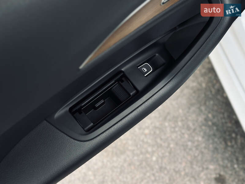 Седан Audi A6 2015 в Кременчуге фото 16 Седан Audi A6 2015 в Кременчуге