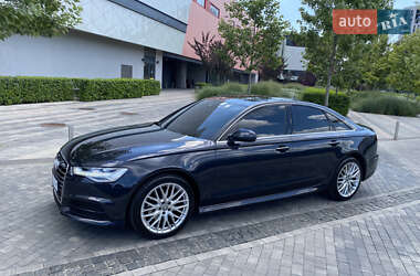 Седан Audi A6 2018 в 