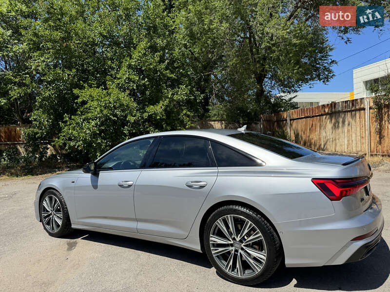 Седан Audi A6 2019 в Днепре