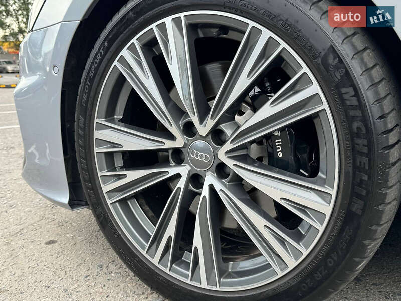 Седан Audi A6 2019 в Днепре