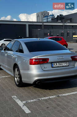 Седан Audi A6 2012 в 