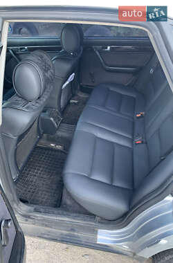 Седан Audi A6 1995 в 