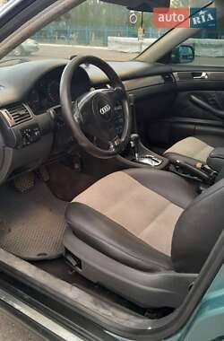 Седан Audi A6 1998 в 