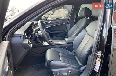 Седан Audi A6 2019 в 