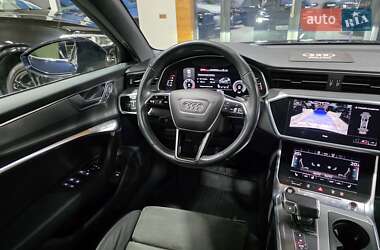 Седан Audi A6 2021 в 