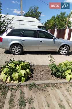 Универсал Audi A6 2003 в 