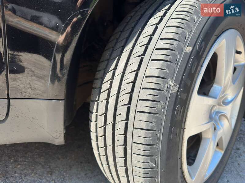 Седан Audi A6 2001 в Лебедине