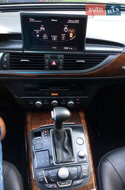 Седан Audi A6 2012 в 