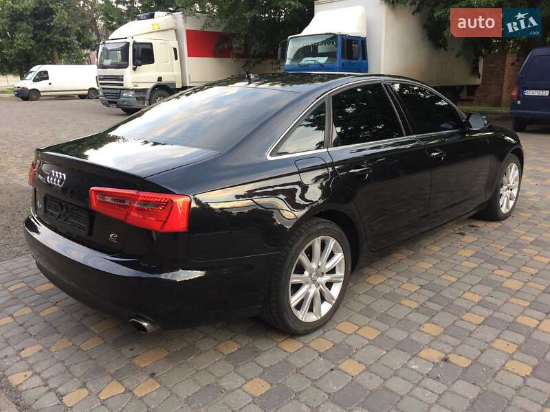 Седан Audi A6 2012 в Луцке