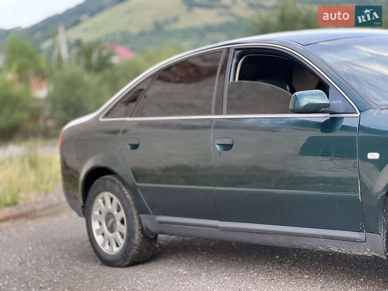 Седан Audi A6 2001 в Межгорье