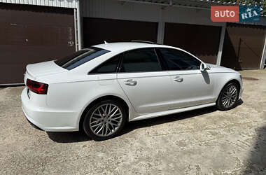 Седан Audi A6 2018 в 