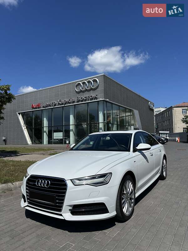 Седан Audi A6 2016 в Киеве