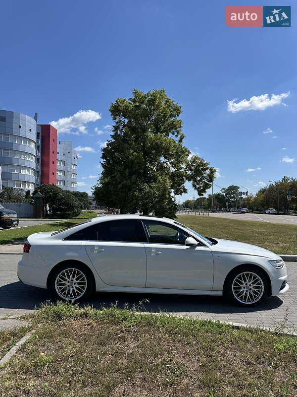 Седан Audi A6 2016 в Киеве