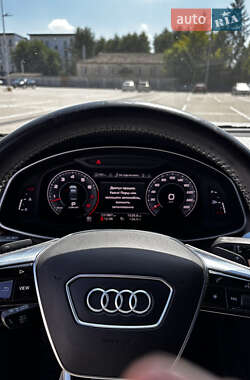 Седан Audi A6 2019 в 