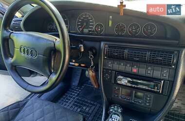Седан Audi A6 1996 в 