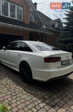 Седан Audi A6 2015 в 