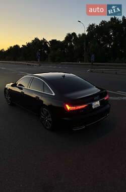 Седан Audi A6 2019 в 