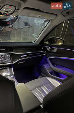 Седан Audi A6 2019 в 