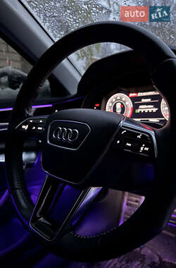 Седан Audi A6 2019 в 