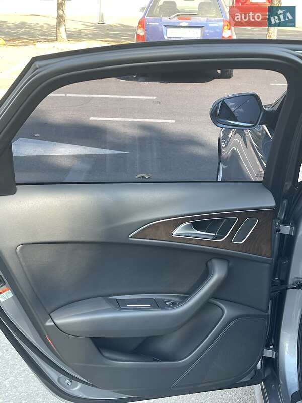 Седан Audi A6 2015 в Николаеве