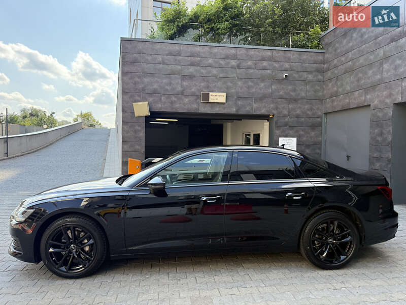 Седан Audi A6 2023 в Киеве