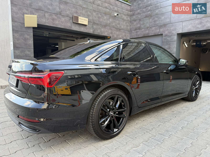 Седан Audi A6 2023 в Киеве