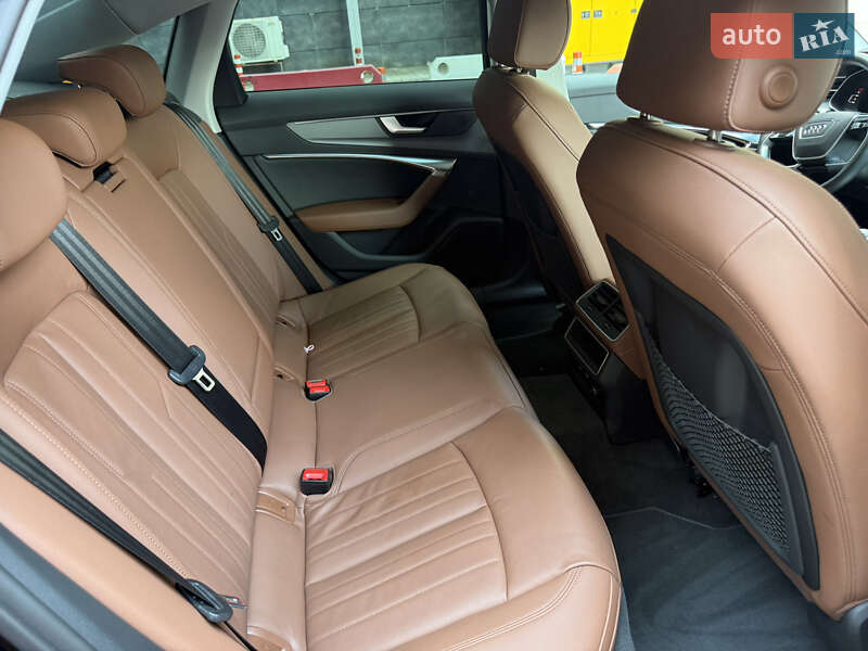 Седан Audi A6 2023 в Киеве
