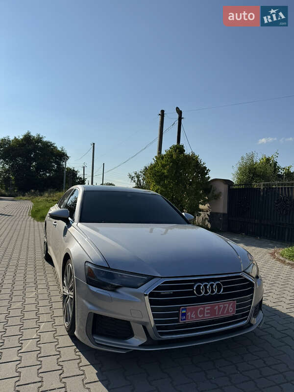 Седан Audi A6 2019 в 