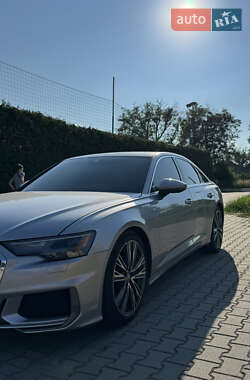 Седан Audi A6 2019 в 