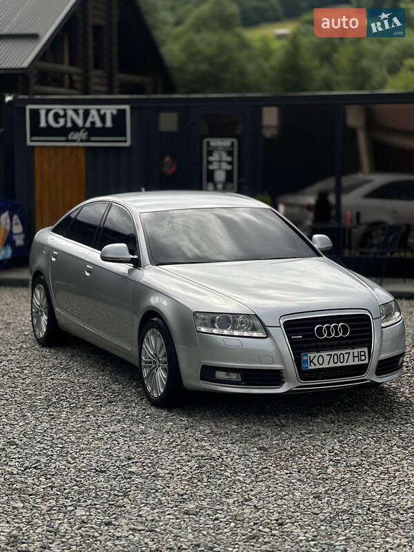 Седан Audi A6 2010 в Рахове