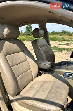 Седан Audi A6 2002 в 