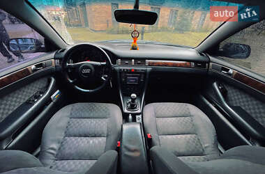 Седан Audi A6 2001 в 