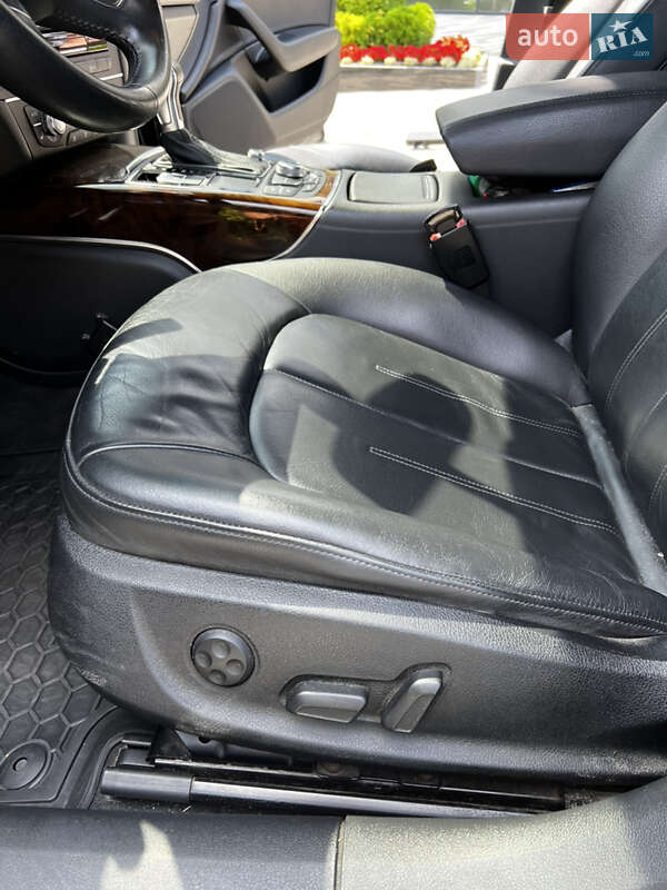 Седан Audi A6 2013 в Ужгороде