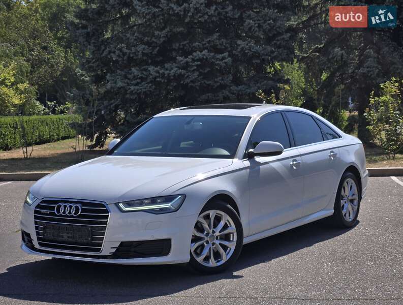 Седан Audi A6 2016 в 