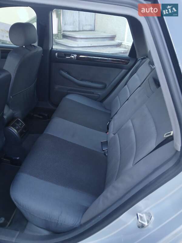 Универсал Audi A6 2000 в Калуше