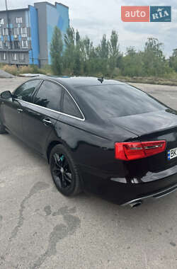 Седан Audi A6 2014 в Ровно