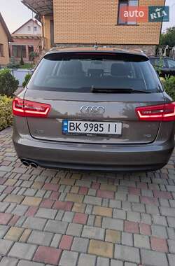 Универсал Audi A6 2011 в 