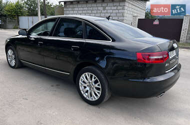Седан Audi A6 2010 в 