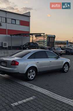 Седан Audi A6 2003 в 