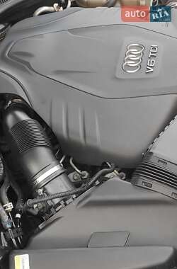 Седан Audi A6 2014 в 