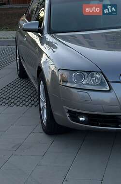 Седан Audi A6 2004 в 