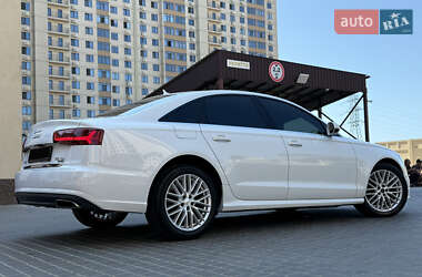 Седан Audi A6 2016 в 