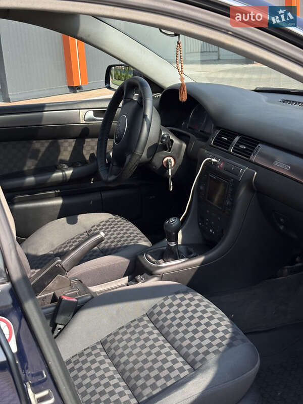 Седан Audi A6 2002 в Виннице