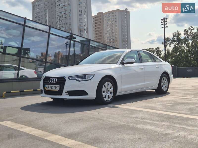 Седан Audi A6 2013 в Киеве