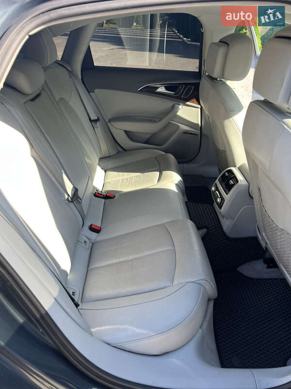 Седан Audi A6 2014 в Дубно