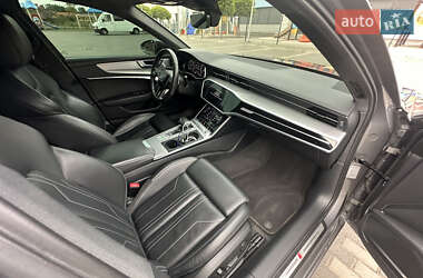 Универсал Audi A6 2018 в 