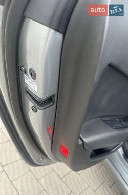 Седан Audi A6 2013 в 