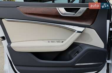 Седан Audi A6 2019 в 