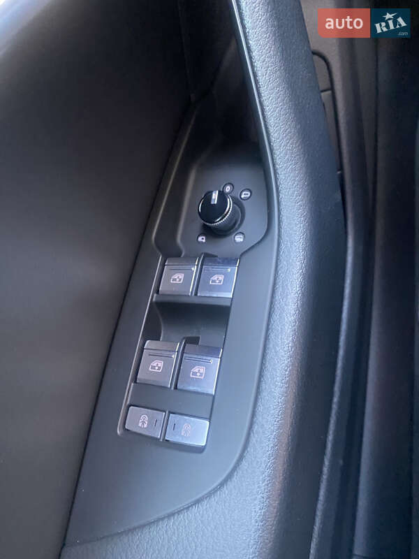 Седан Audi A6 2019 в Львове